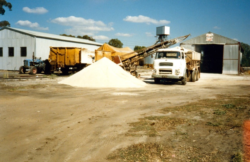 palmer083 Violet Town Photograph Gallery