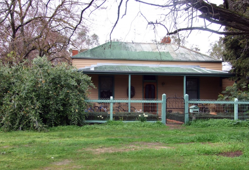 7 Primrose Street, Violet Town Violet Town Photograph Gallery