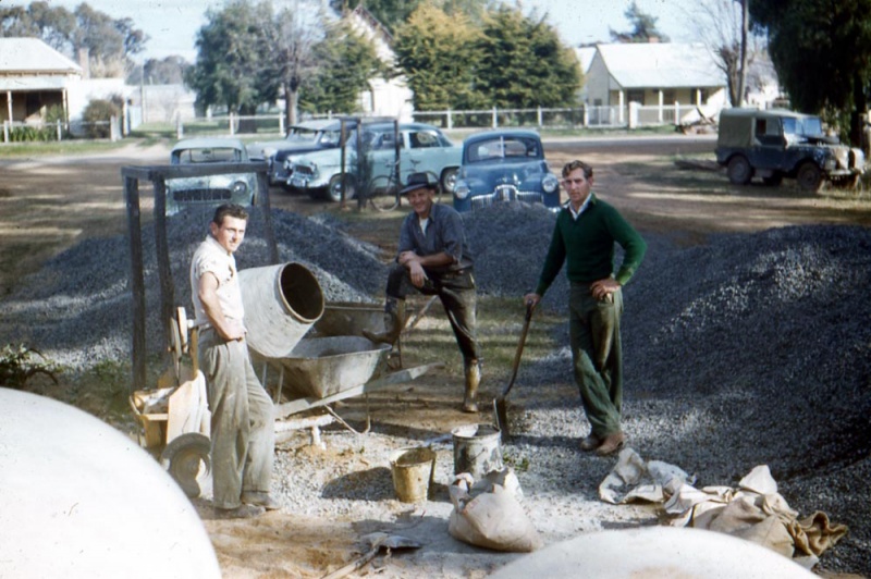 Pool building team