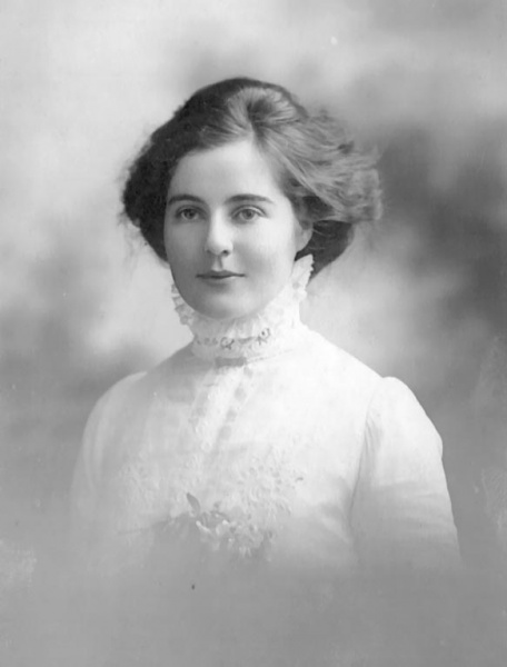 Maud Mary Mackay.jpg